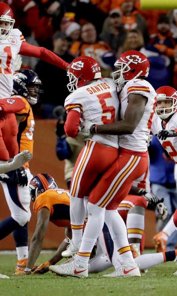Last-second field goal puts Chiefs past Broncos 30-27 in overtime